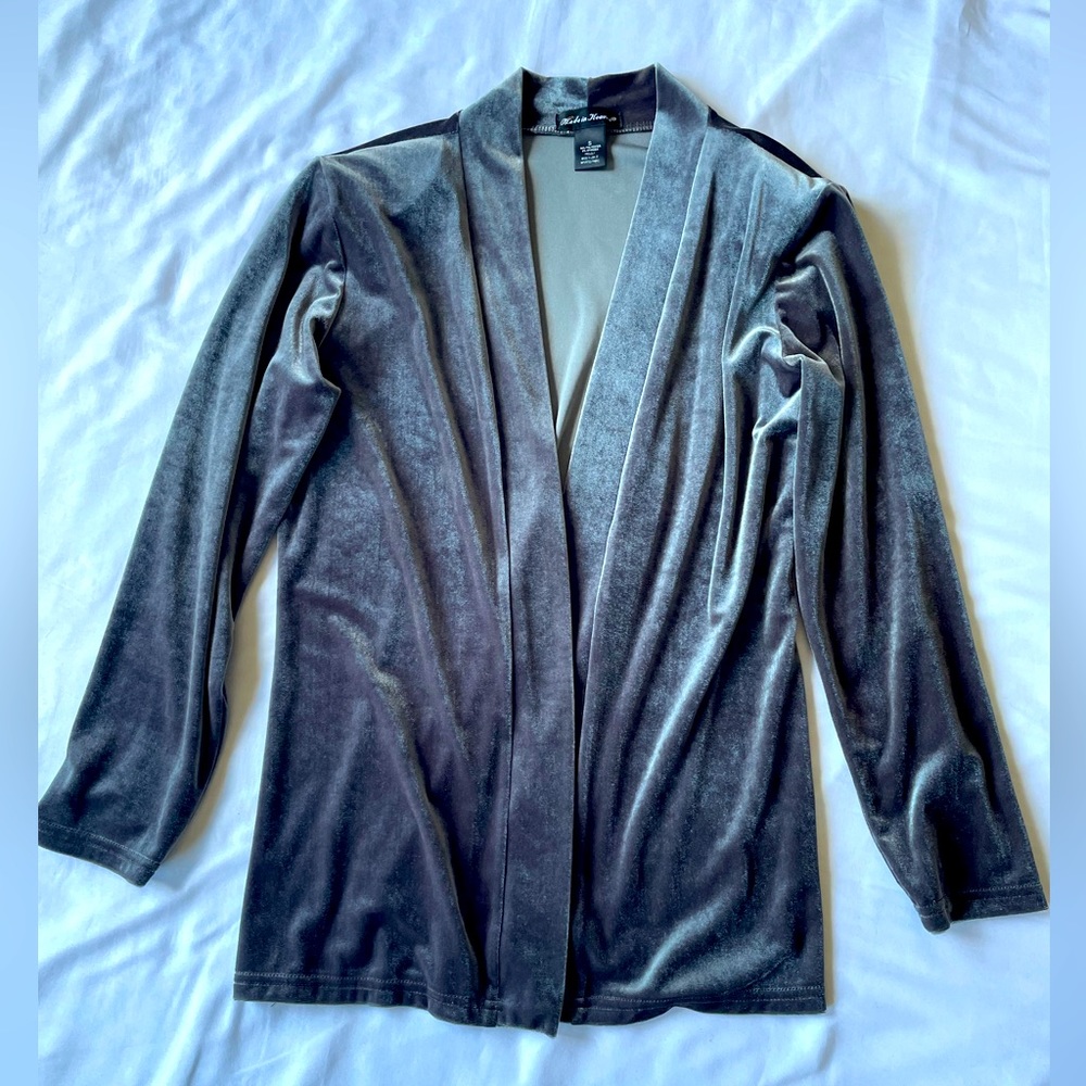 Woman Cardigan Sweater